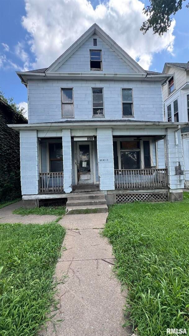 1815 W 3RD Street — Davenport, IA 52802
