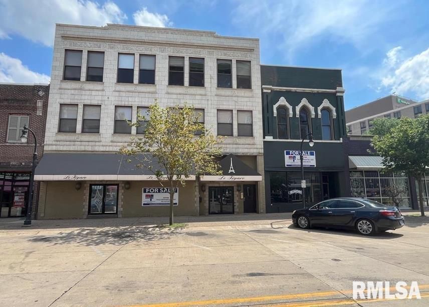 1710 2ND Avenue — Rock Island, IL 61201