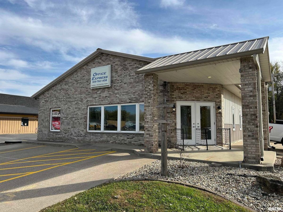 512 1ST Avenue, Colona, IL 61241