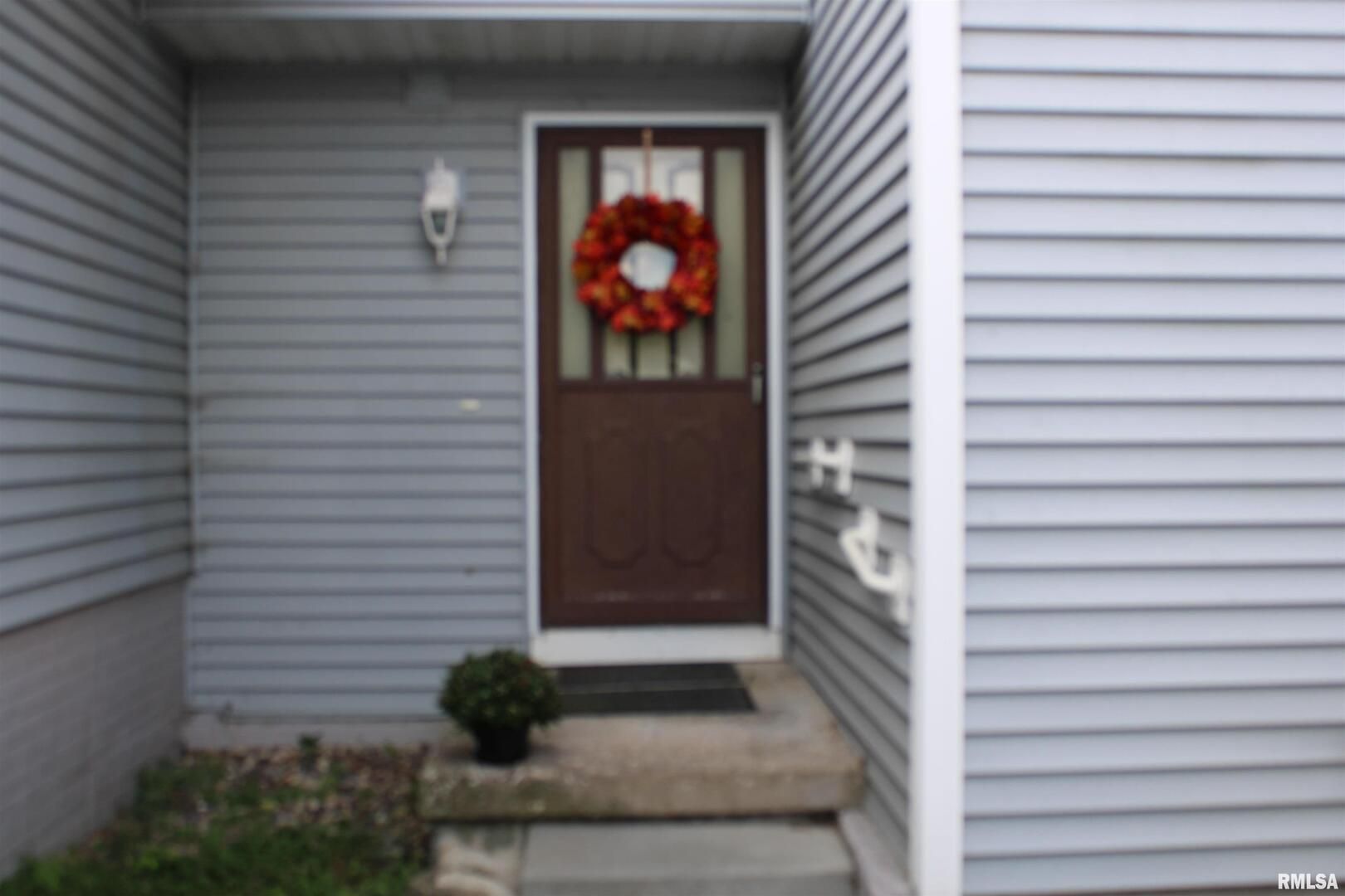 3542 Cedarview Ct Court #3542 — Bettendorf, IA 52722