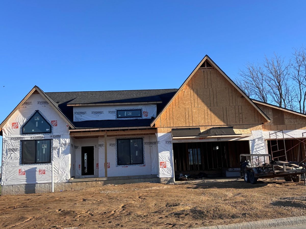 1916 Zara, Clinton, IA 52732