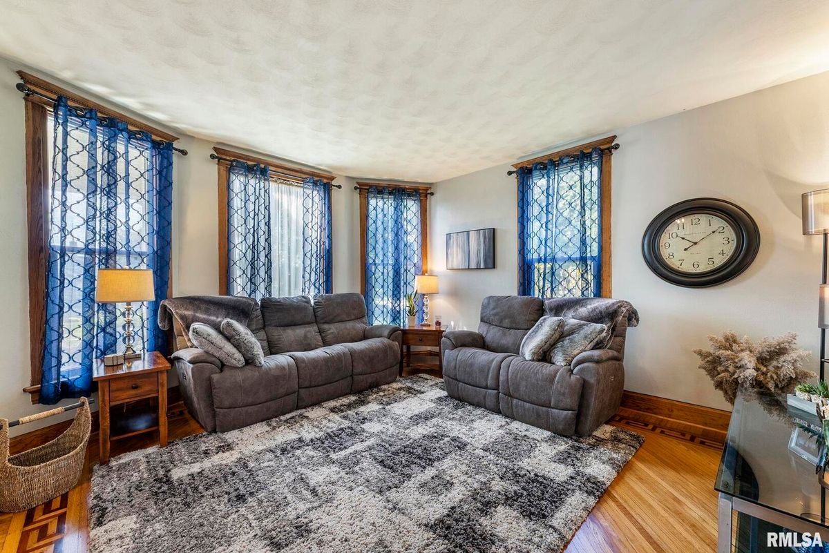 109 6th Street, Wilton, IA 52778