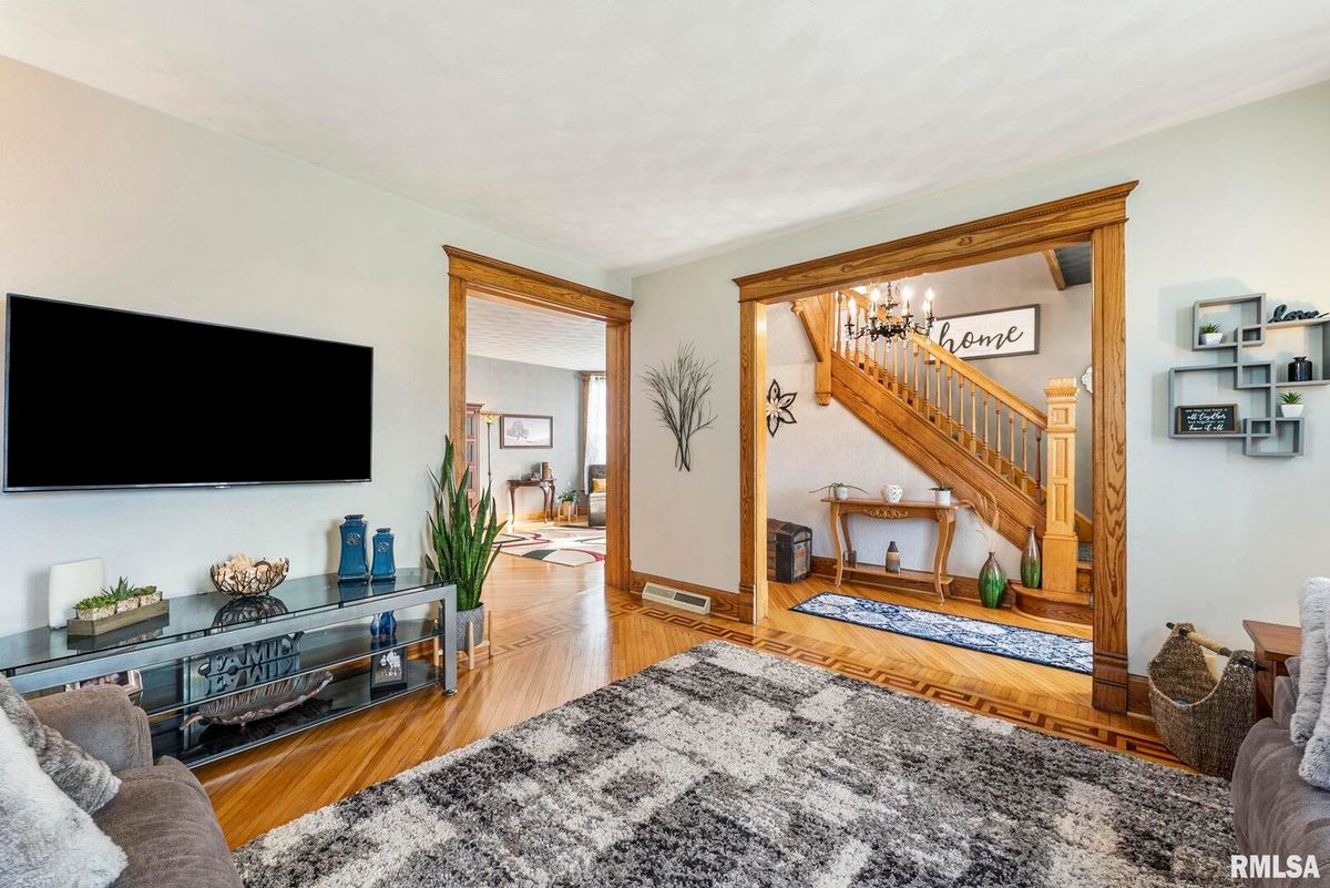 109 6th Street, Wilton, IA 52778