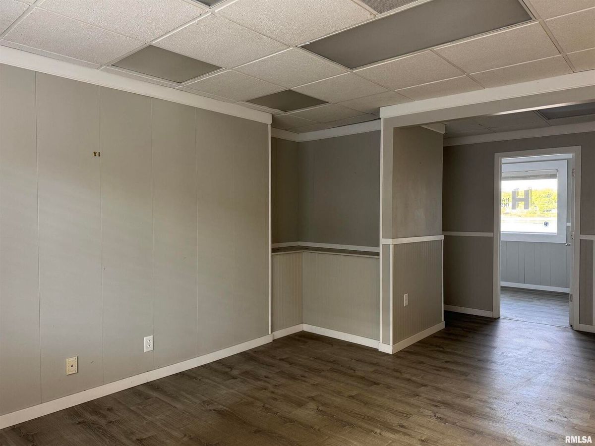 103 N MAIN Street, Port Byron, IL 61275