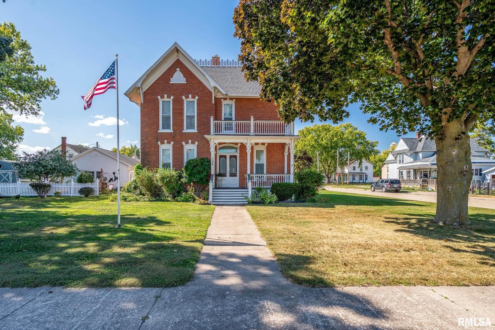 704 RIVER Street — Sabula, IA 52070