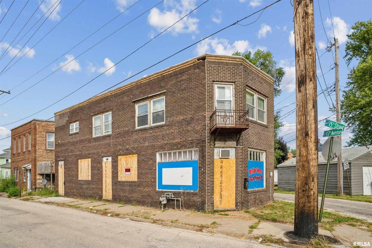 1365 1/2 13TH Avenue, East Moline, IL 61244