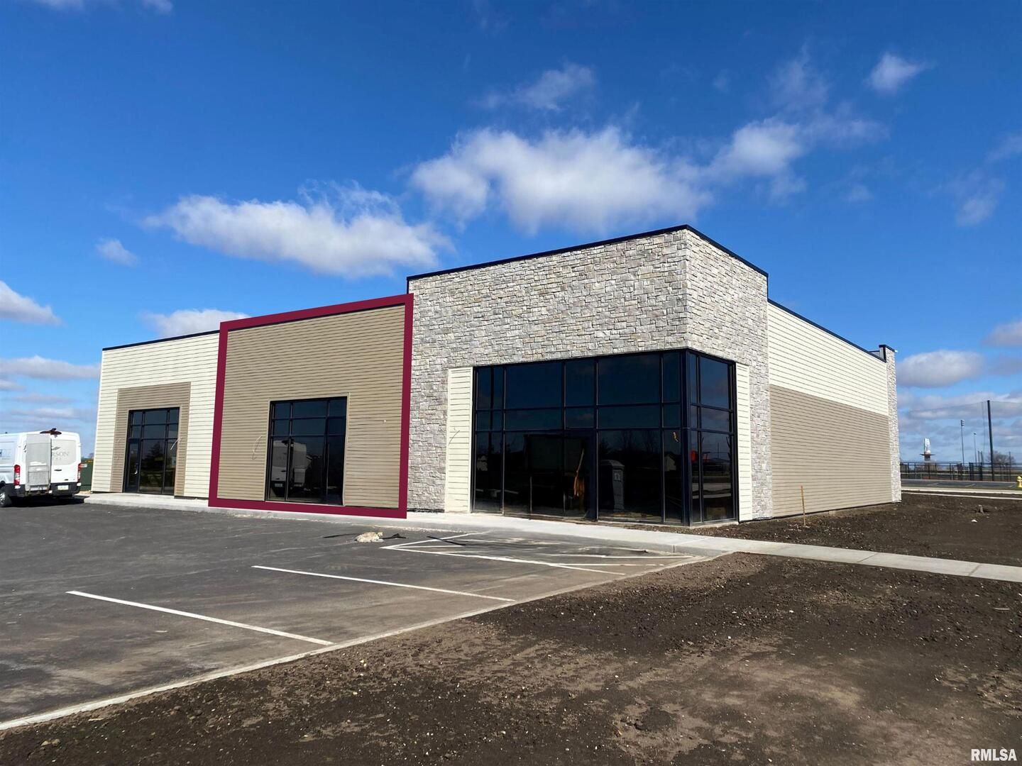 6792-6798 FRIENDSHIP — Bettendorf, IA 52722