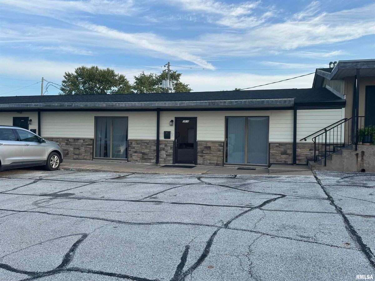 3816 27TH Street, Moline, IL 61265