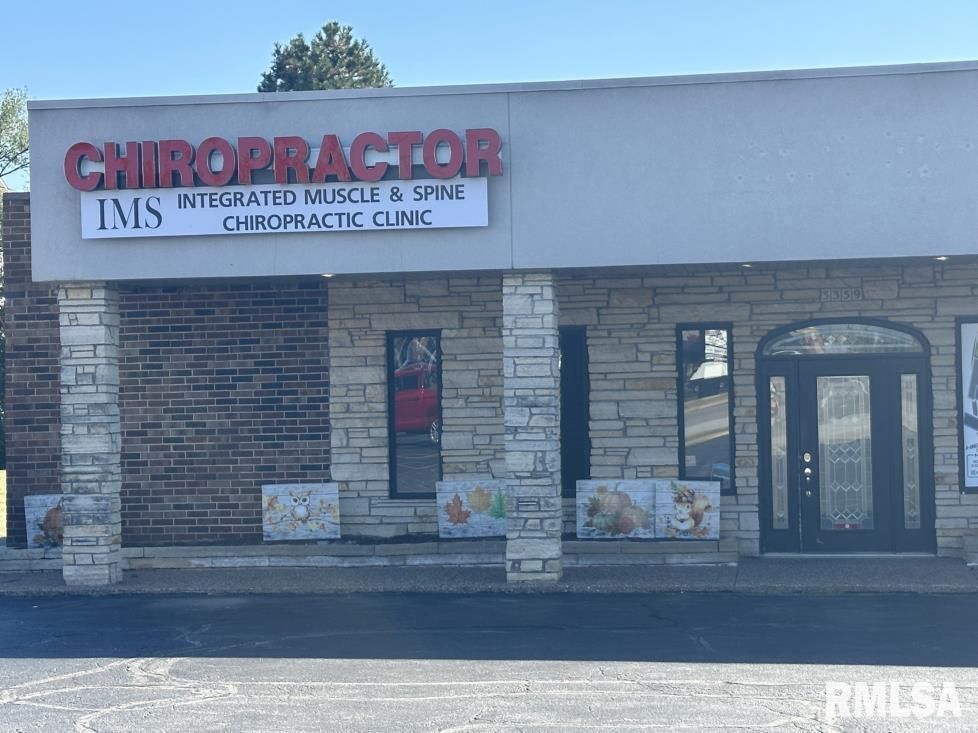 3359 MIDDLE Road #1 — Bettendorf, IA 52722
