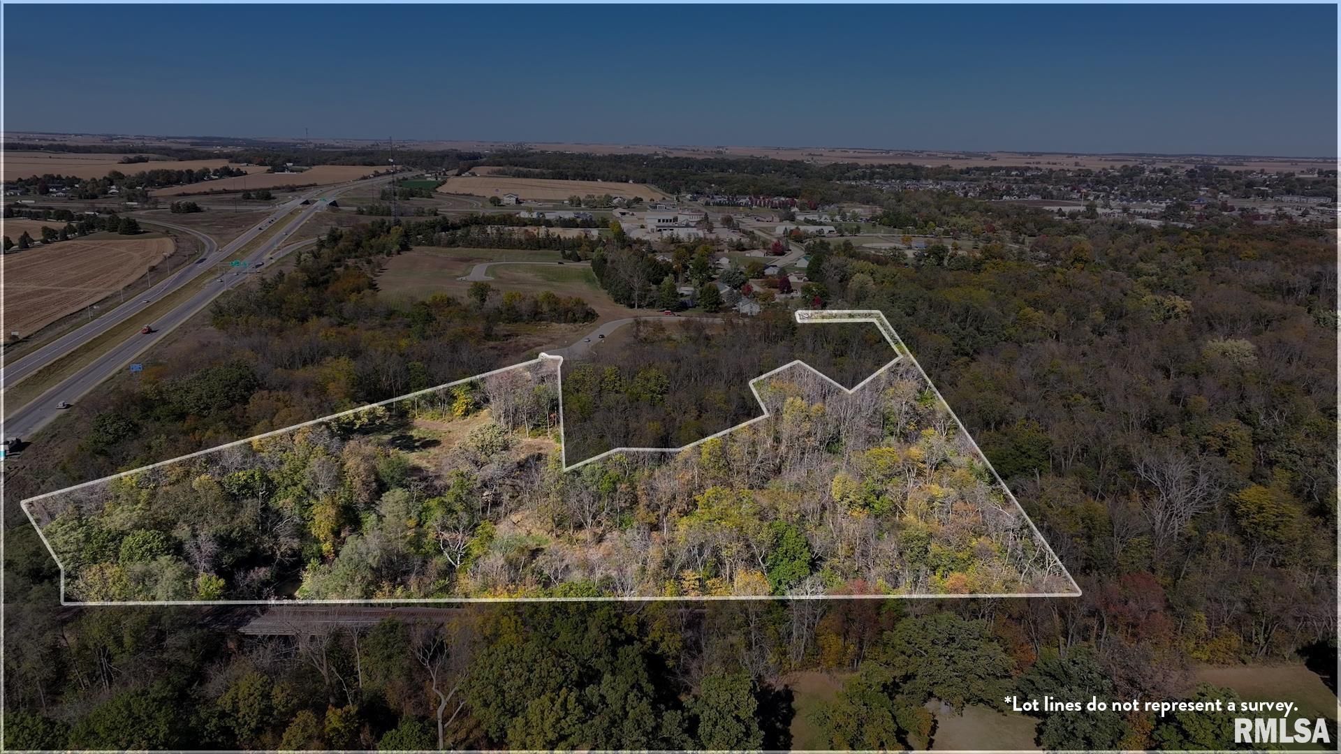 302 SILVER CREEK Road — De Witt, IA 52742