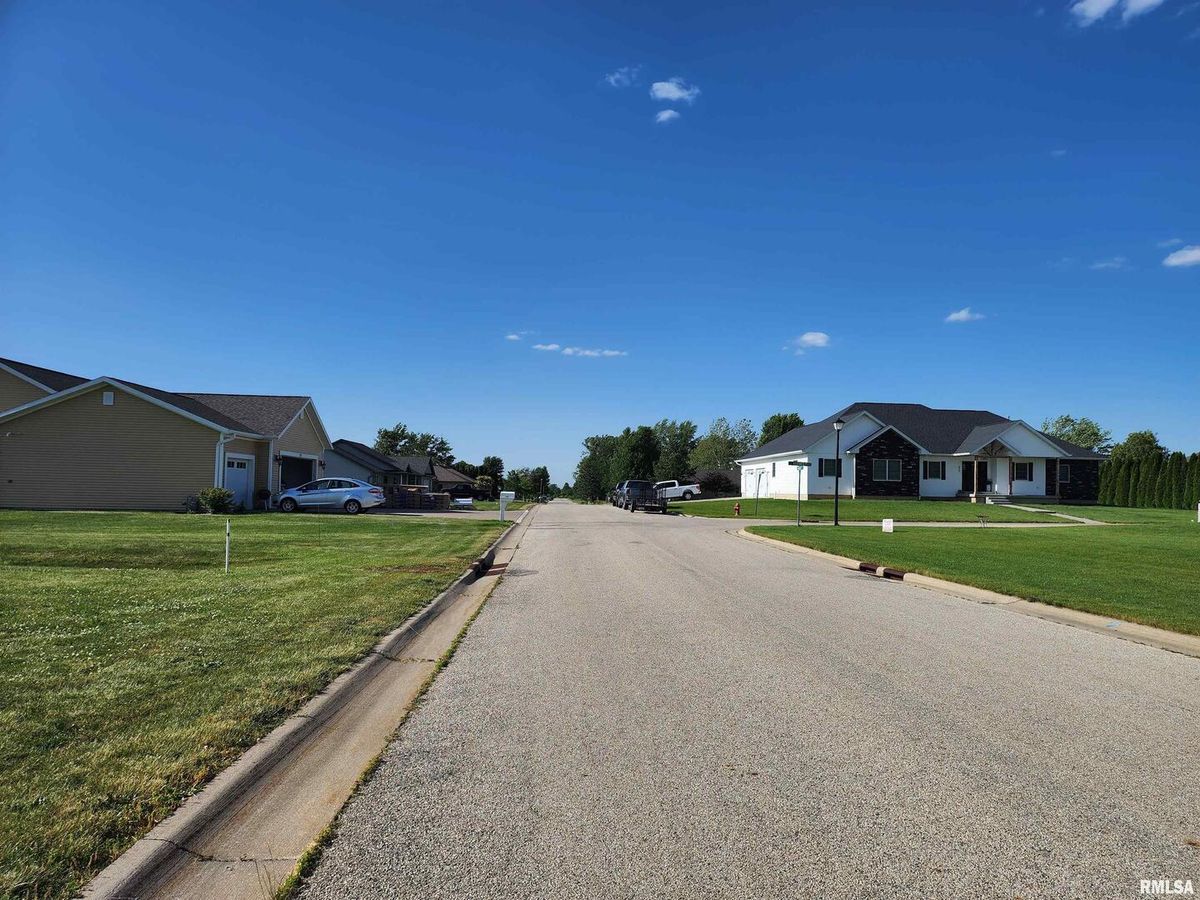 203 HAMILTON Street, Atkinson, IL 61235