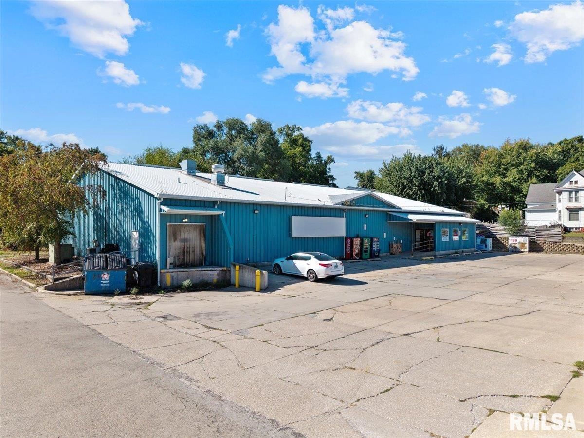 510 11TH Avenue — Orion, IL 61273