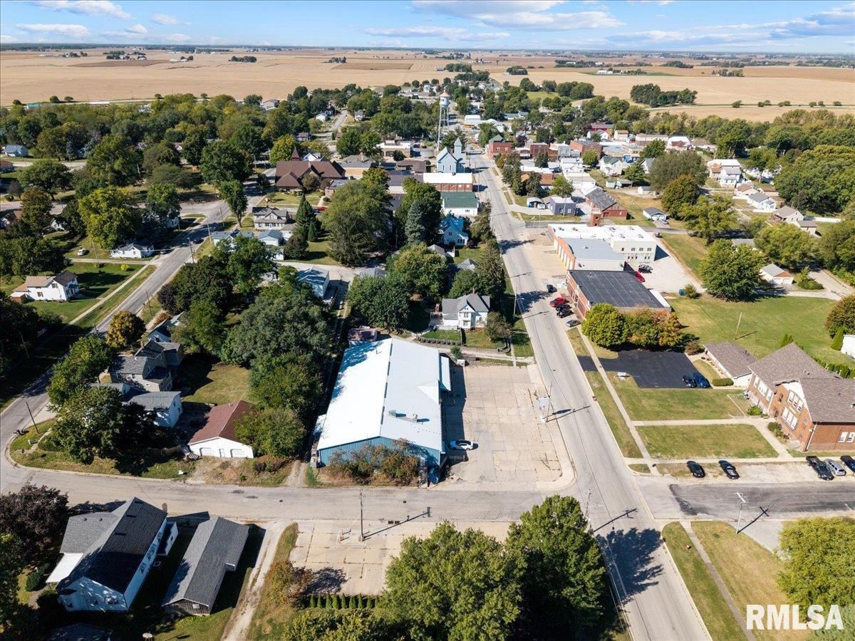 510 11TH Avenue, Orion, IL 61273
