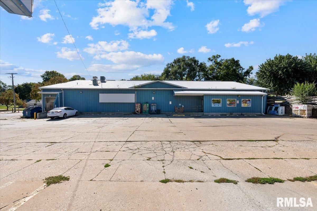 510 11TH Avenue, Orion, IL 61273