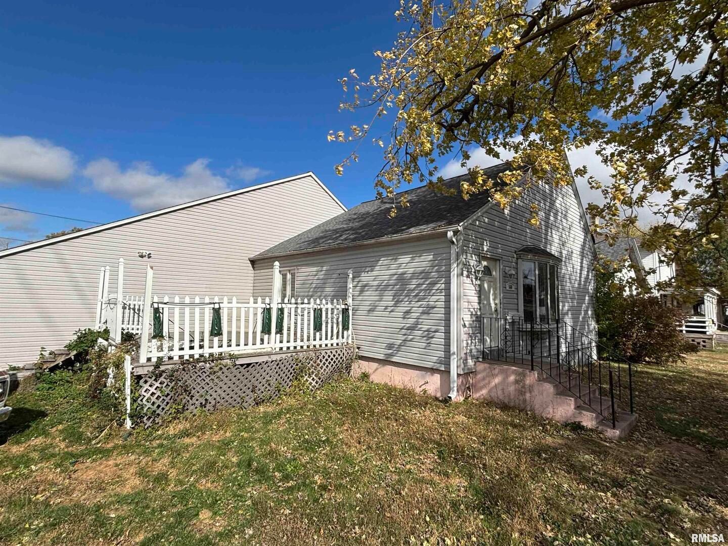 560 S 4TH Avenue — Clinton, IA 52732