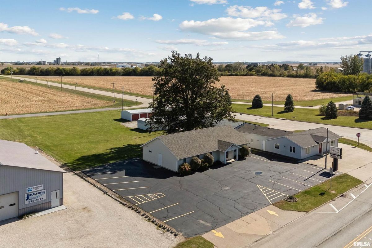 219 N Canal Street, Annawan, IL 61234