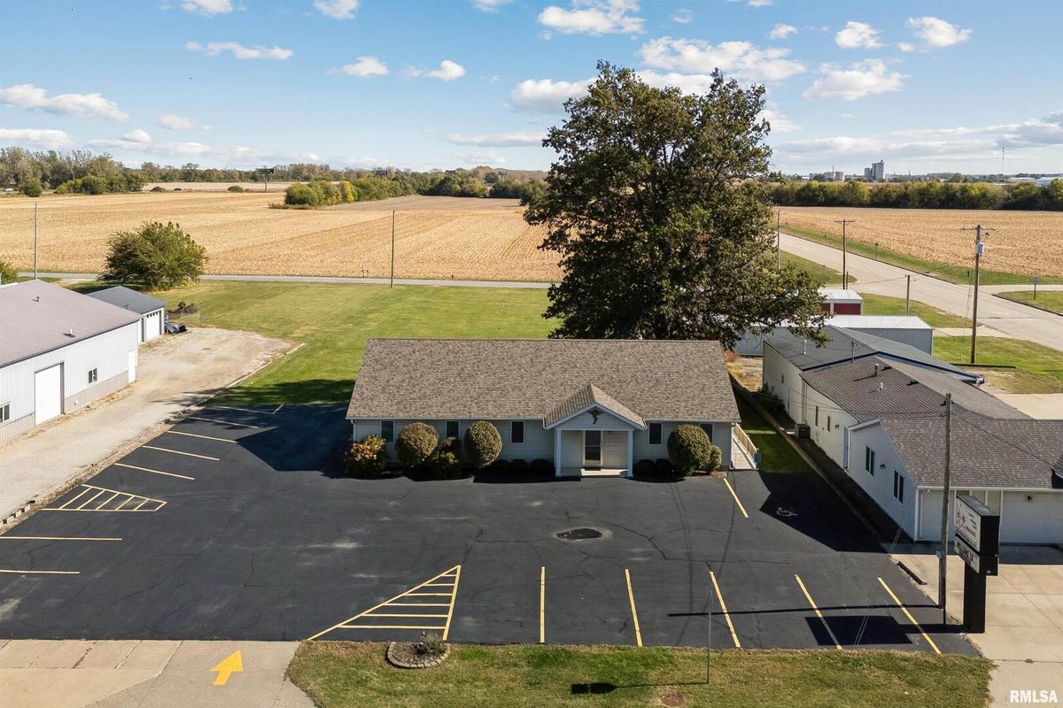 219 N Canal Street, Annawan, IL 61234