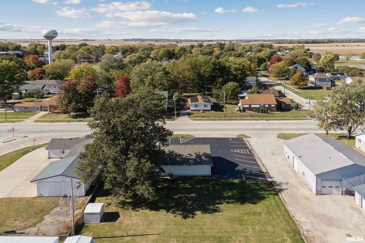 219 N Canal Street, Annawan, IL 61234