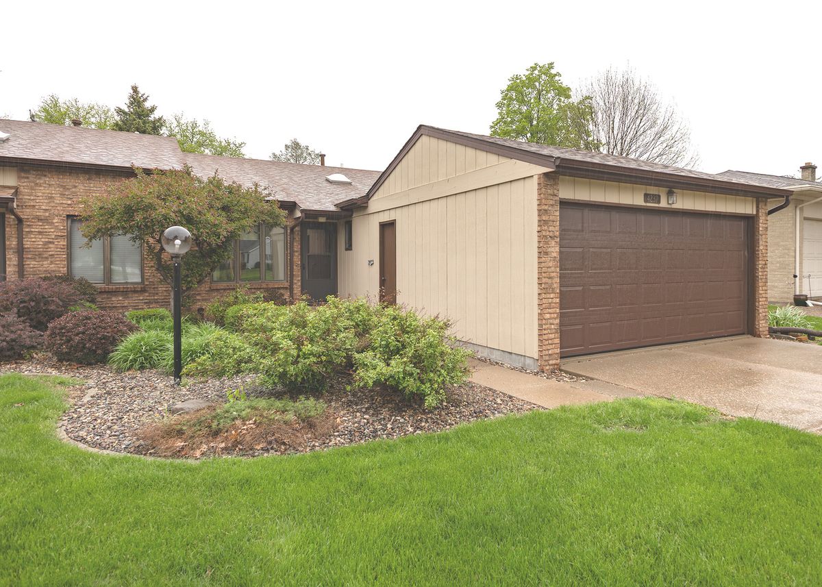 4237 26TH Avenue, Moline, IL 61265