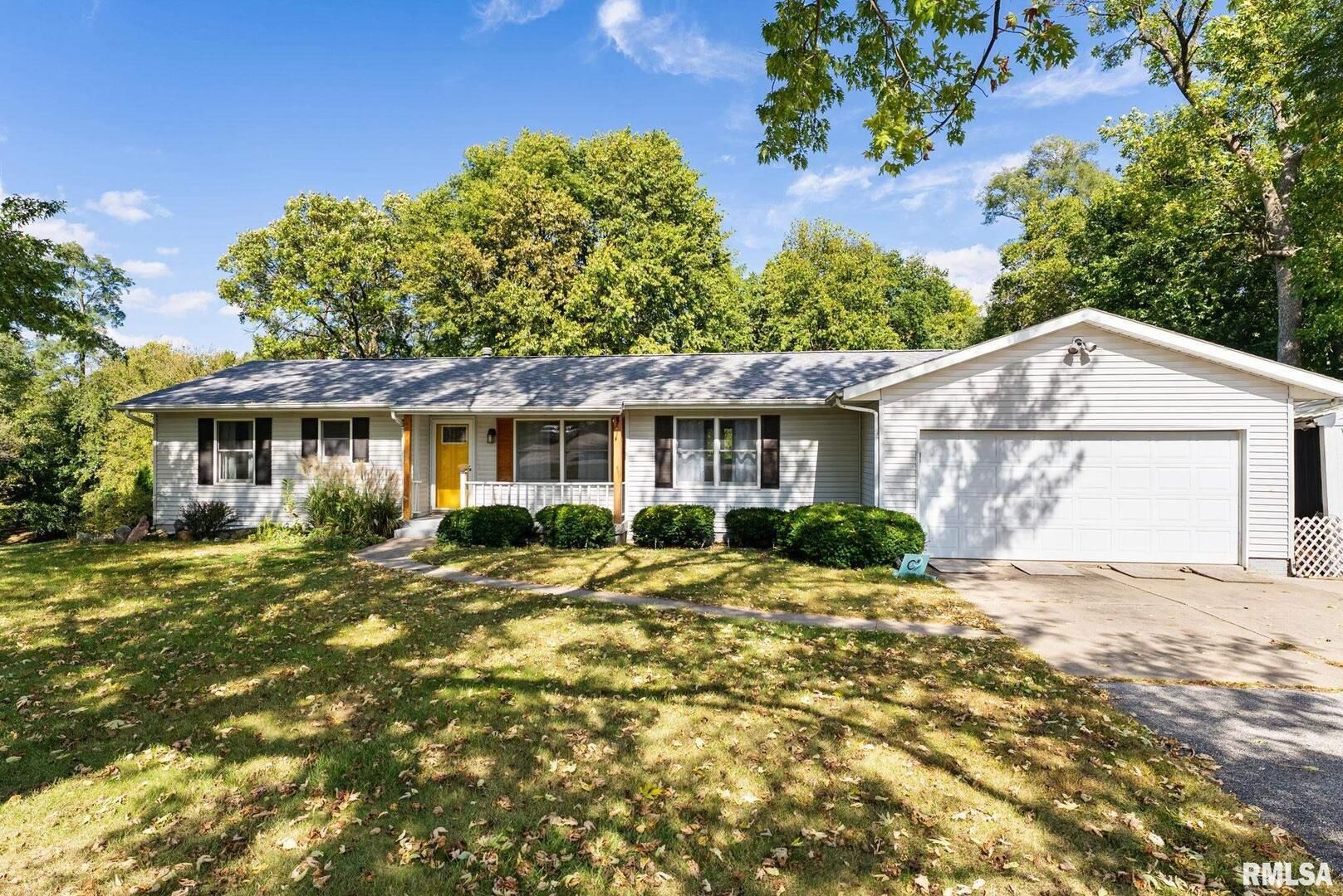 2461 Bobwhite Dr Drive — Muscatine, IA 52761