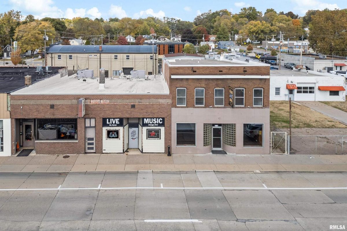 1720 STATE Street, Bettendorf, IA 52722