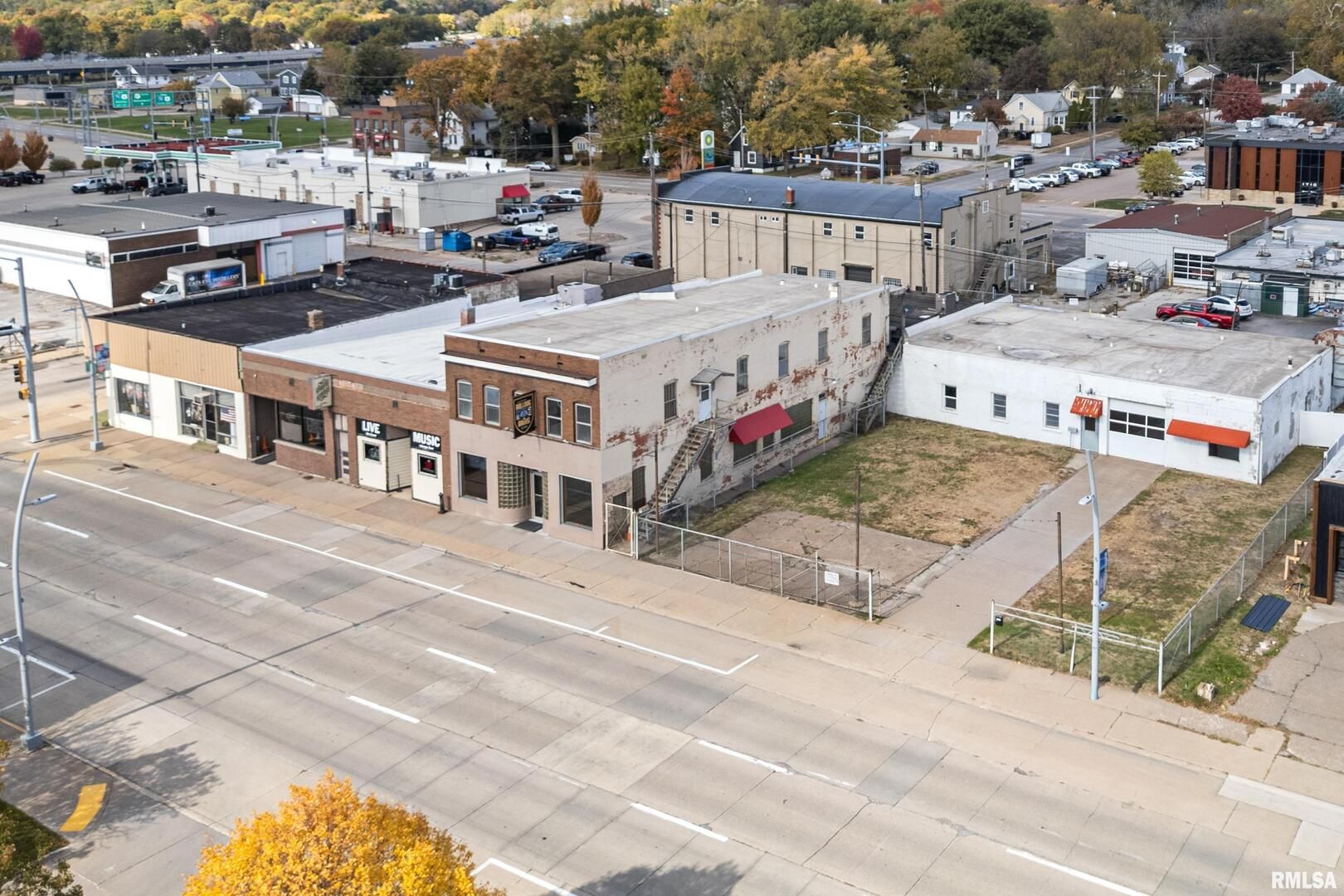 1716-1720& 1708 STATE Street — Bettendorf, IA 52722