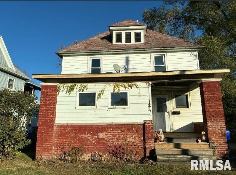 732 S MAIN Street — Kewanee, IL 61443