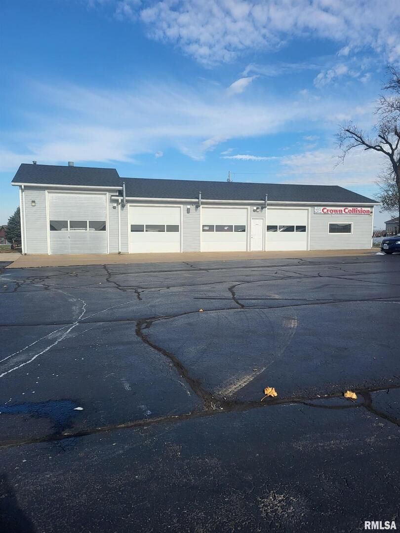 7812 Windy — Dubuque, IA 52003