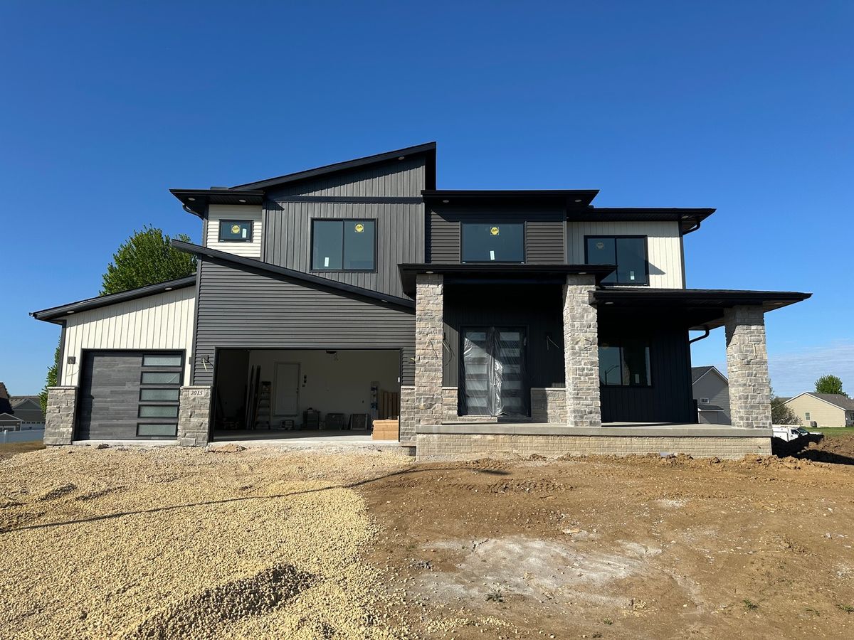 2015 KATIE Court, Davenport, IA 52807