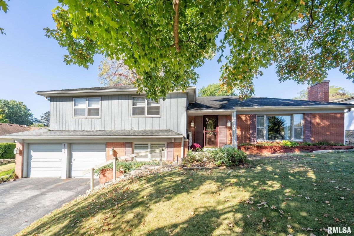 2552 37th Avenue, Rock Island, IL 61201