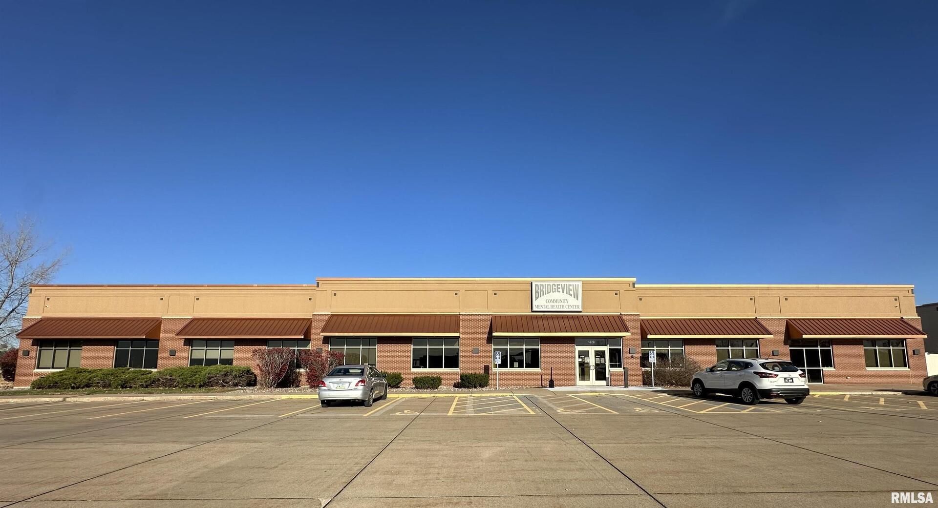 1320 19TH Avenue NW — Clinton, IA 52732