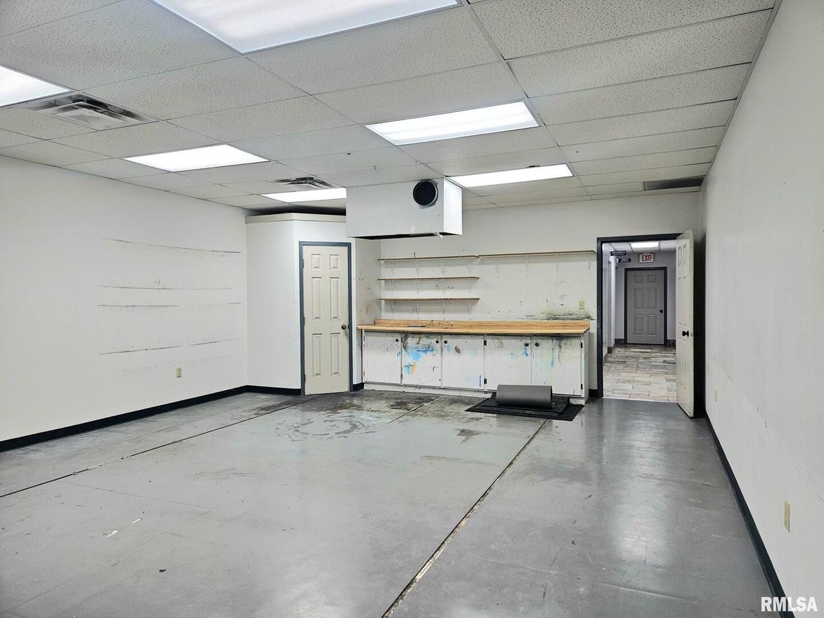 123 & 125 4TH Street, Wilton, IA 52778