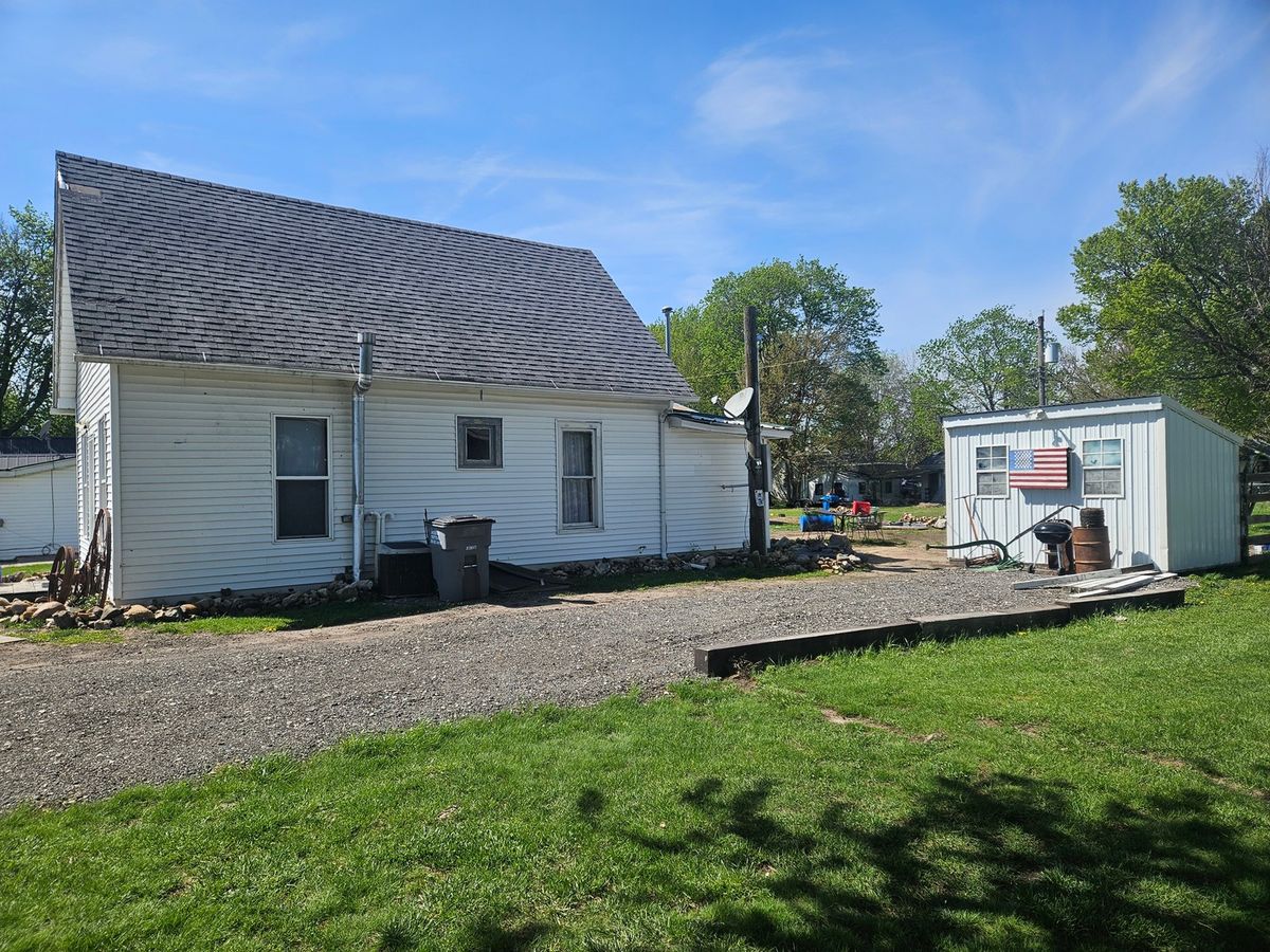 201 E MAY Street, Joy, IL 61260