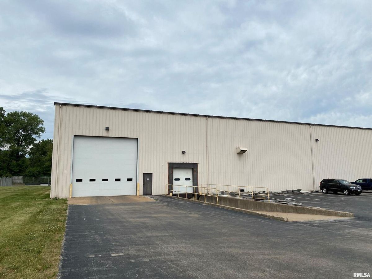 1040 11TH Street, Milan, IL 61264