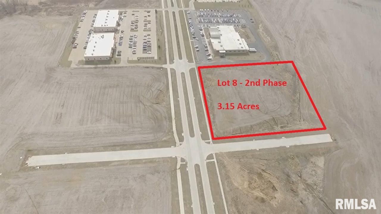 1355 19TH Avenue NW #Lot 8 — Clinton, IA 52732
