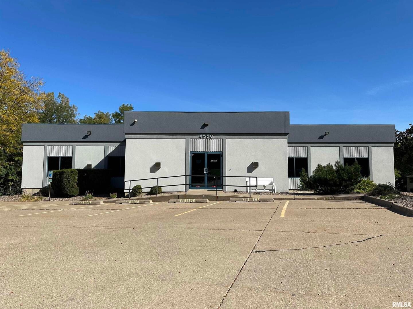 4550 KENNEDY Drive #Lower Level — East Moline, IL 61244