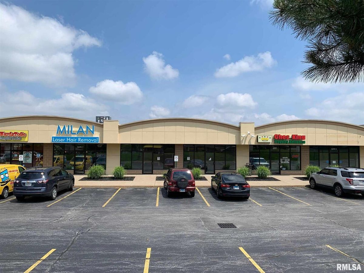 2222 53RD Street, Davenport, IA 52807